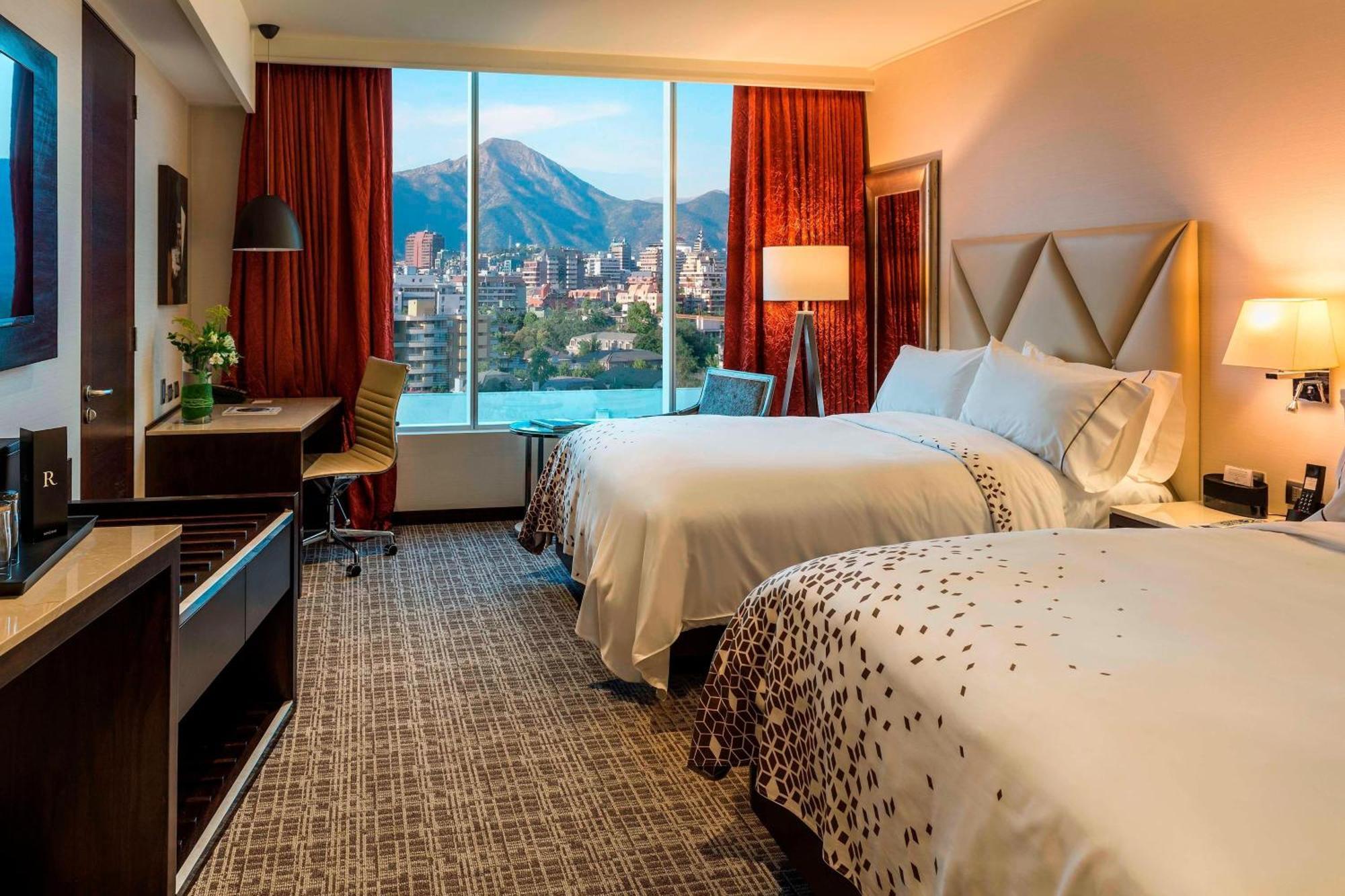 Renaissance Santiago By Marriott Hotel Kültér fotó