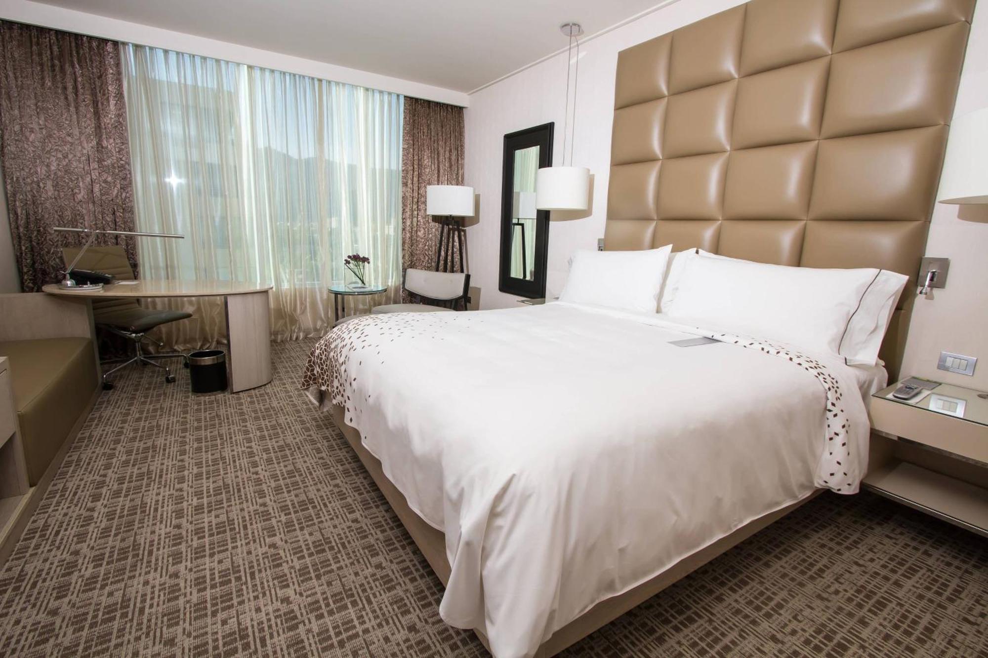 Renaissance Santiago By Marriott Hotel Kültér fotó